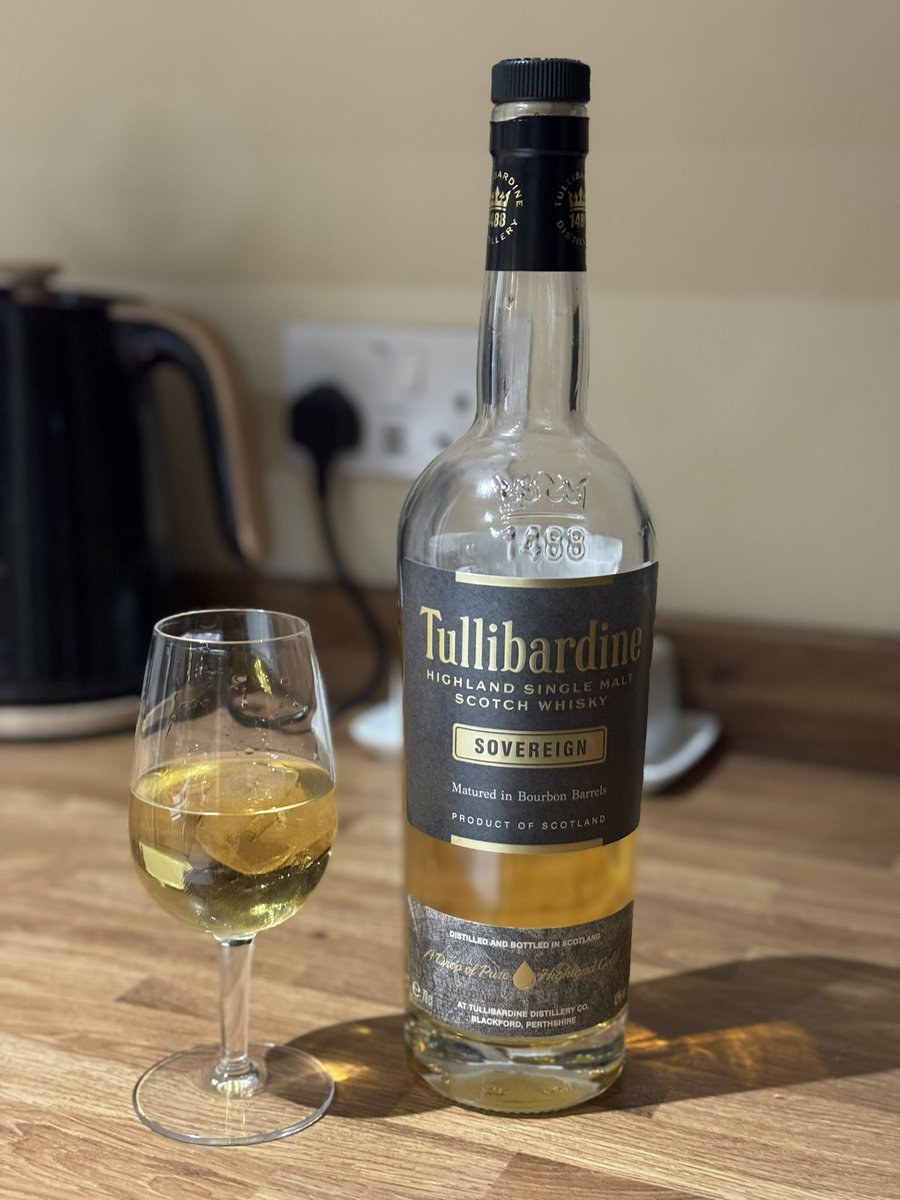 Slante #whiskytuesday 🏴󠁧󠁢󠁳󠁣󠁴󠁿🥃👌