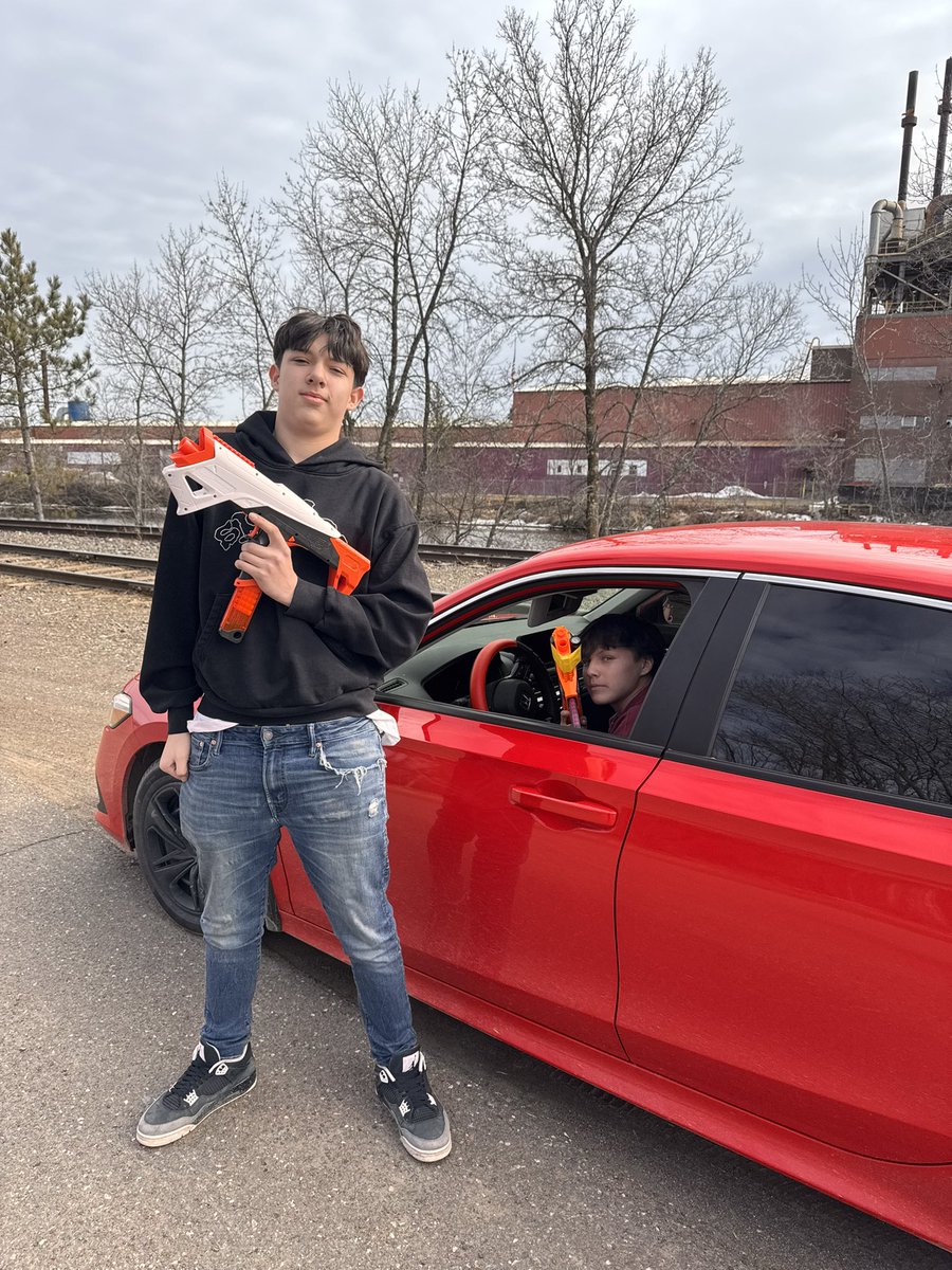 CWise93402's tweet photo. @CecNerf Carter wise from the whipped warriors killed Clinton for a 3rd time https://t.co/aVsvXuP4hm