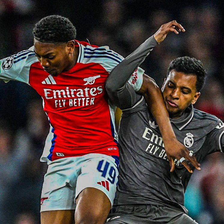 eurofootcom's tweet image. 🏴󠁧󠁢󠁥󠁮󠁧󠁿💎 Myles Lewis-Skelly (18) vs Real Madrid…

• 100% tackles won, 2/2 
• 100% successful dribbles, 1/1 
• 95% pass accuracy 
• 4 ground duels won
• 3 recoveries 
• 2 chances created 
• 1 assist