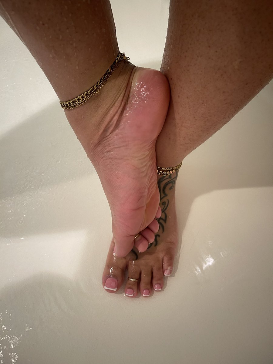 _msprettynails_'s tweet photo. 😏😏 https://t.co/Xvskepq1yC