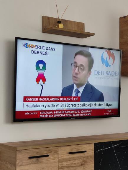 pskismailaykutt's tweet photo. Hastaların %91’i ücretsiz psikolojik destek talep ediyorken,Sağlık bakanlığı 10 yıldır rafta duran her asm’ye 1 psikolog projesini hayata geçirmediği gibi psikologların özellerde çalışmalarını adeta imkansızlaştıran yönetmelik çıkarıp lisanslarını işlevsiz hale getiriyor. https://t.co/klNAOdYSeE