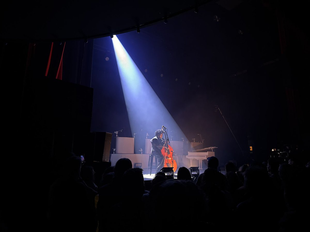 jclabarre's tweet photo. Olympia April 8th https://t.co/QPpmXFuPWn