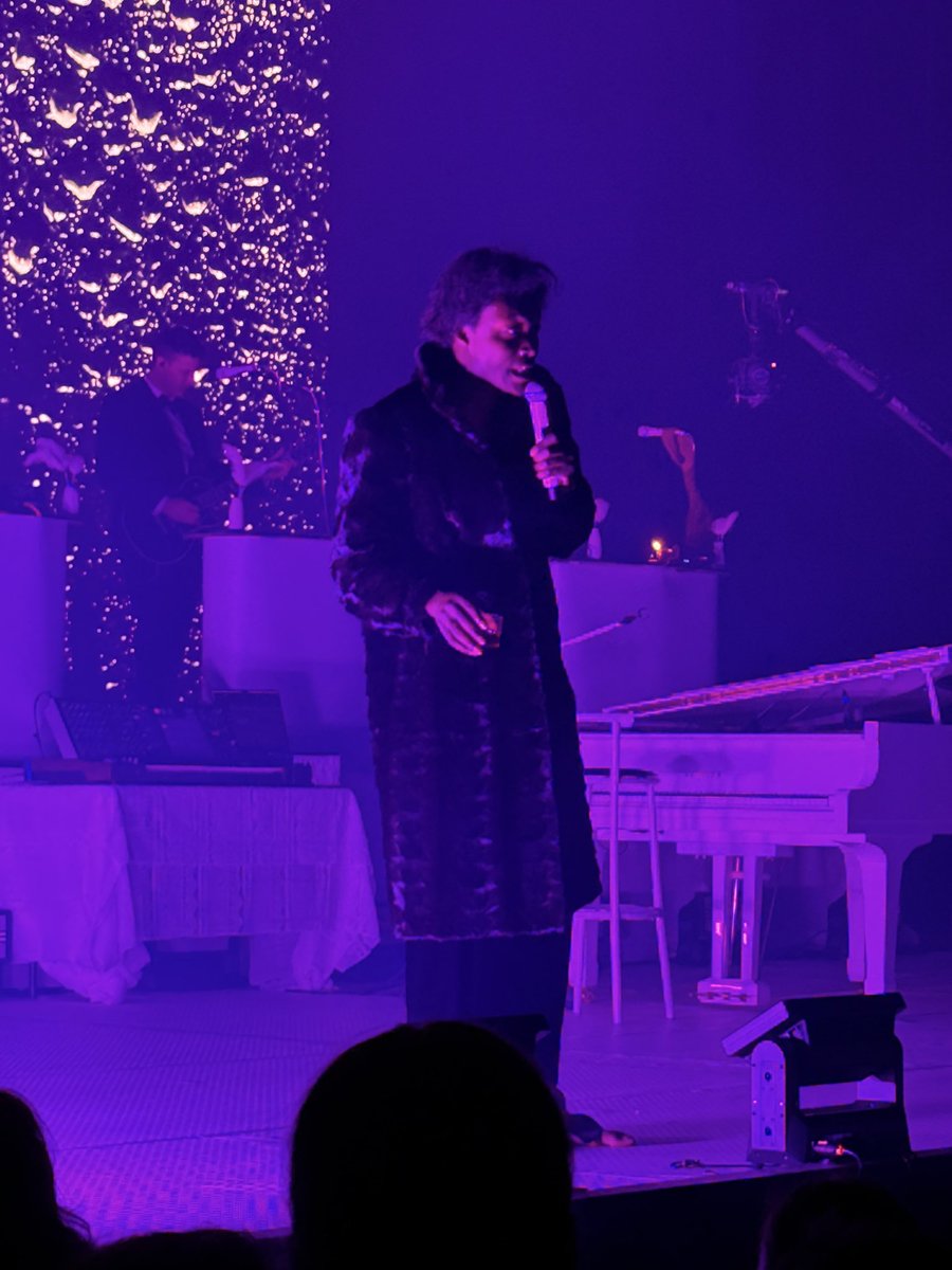 jclabarre's tweet photo. Olympia April 8th https://t.co/QPpmXFuPWn