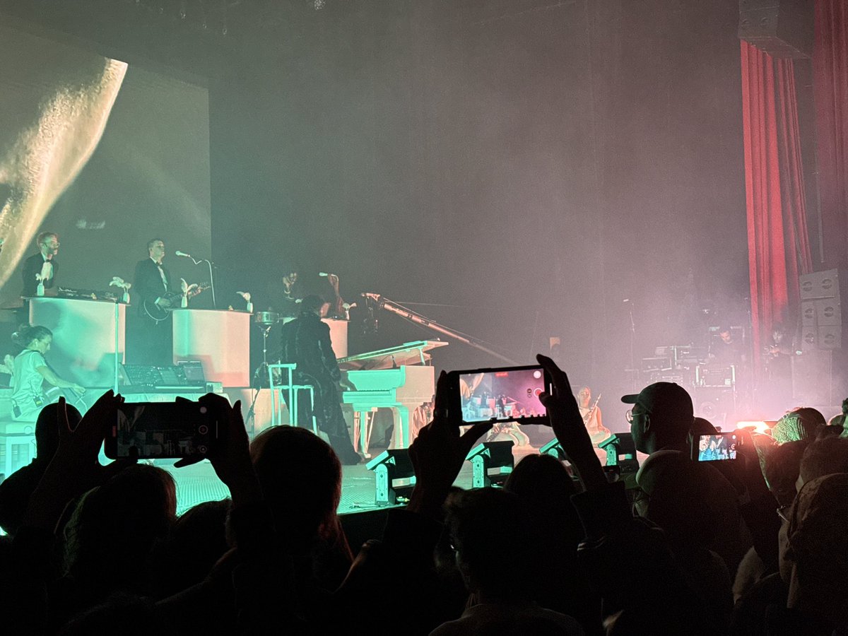 jclabarre's tweet photo. Olympia April 8th https://t.co/QPpmXFuPWn