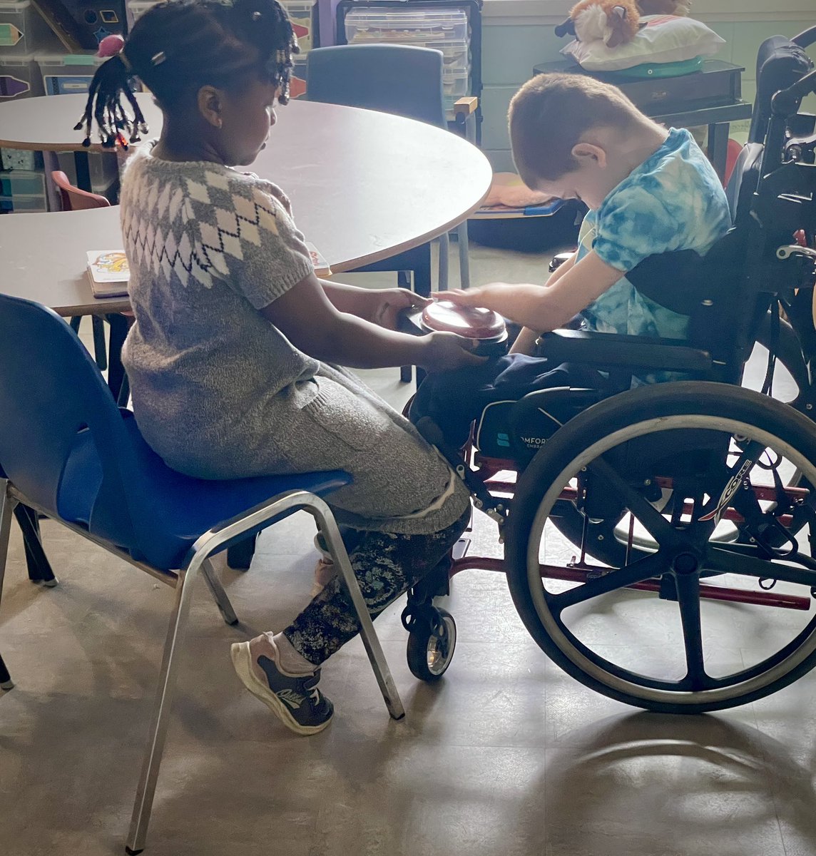 We have the sweetest friends ♥️ #BetterTogether <a href="/StTeresasSchoo1/">St. Teresa's School</a>