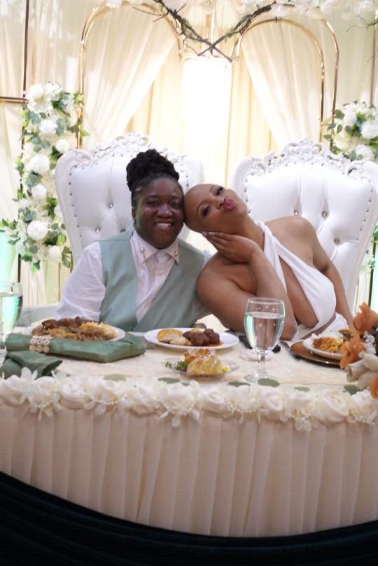tishloveslyfe's tweet photo. Got married Saturday to the love of my lyfe. 😍 https://t.co/leOgjepBW0