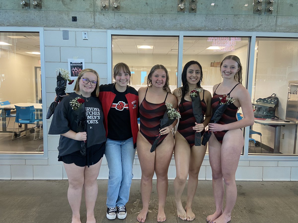 SM_NORTH_HS's tweet photo. One more big congratulations to all Class of 2025 girls swim team members! https://t.co/JvIvQwjvZo