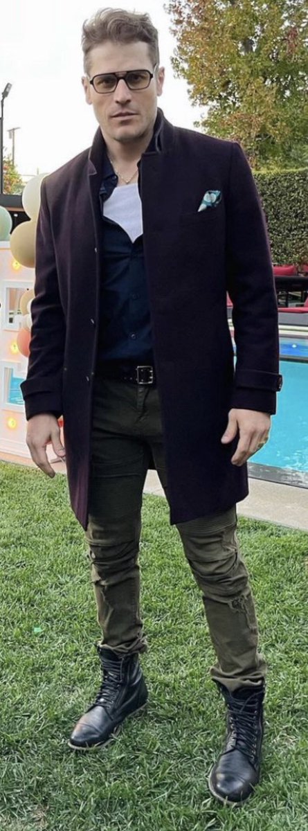 Iris_la_Belleza's tweet photo. My King @LouFerrignoJr you look ridiculously sexy in glasses (actually you look sexy in anything.) #SexiestManAlive #BreathtakinglyBeautiful #MiPapi #MyMCM #RayOfSunshine #LOUnatic #WeStandWithLou #DaddysHome #PutRespectOnHisName #ourLOUnaticleader https://t.co/2moxHbN5V5