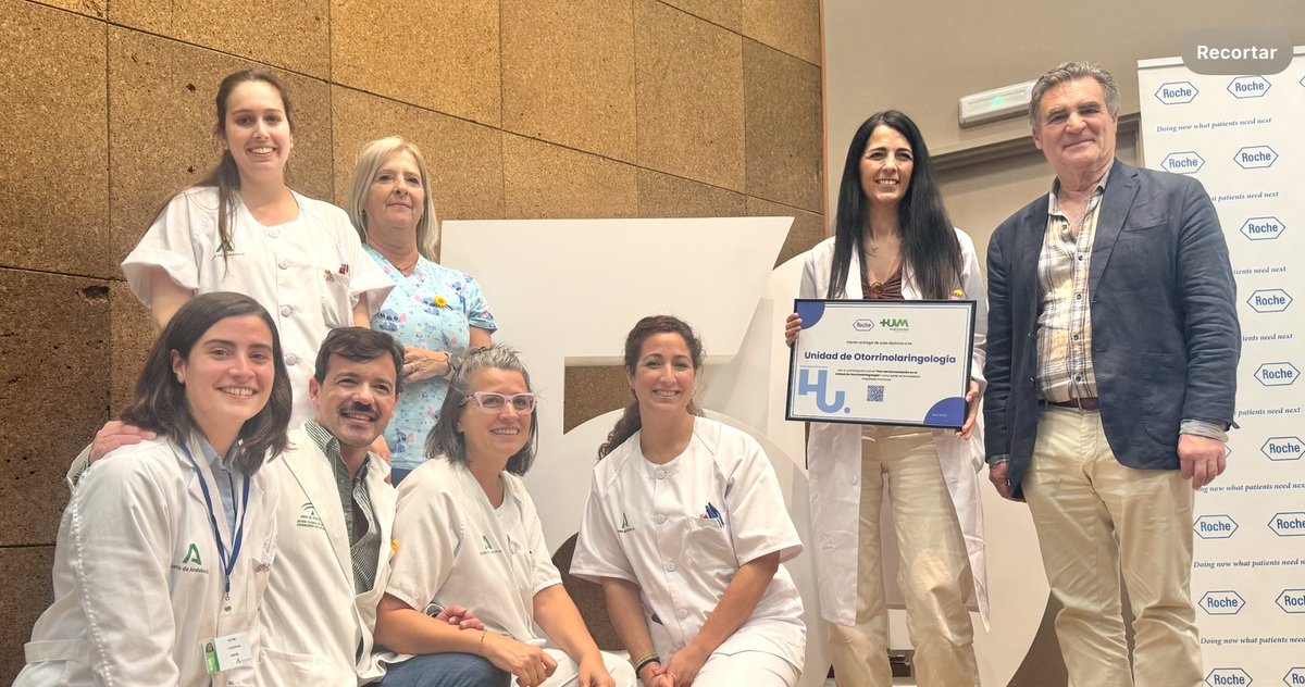 Bea (@batrixtena) on Twitter photo El programa de Humanización “Conectando Sonrisas” de <a href="/orlmacarena/">ORL Macarena</a> es nuestra manera de aportar un granito de arena para hacer más cálido y cercano nuestro <a href="/HUVMacarena/">Hospital Virgen Macarena</a>
#HospitalesHumanos
#ConectandoSonrisas
#SonrisasCompartidas
<a href="/Roche/">Roche</a> <a href="/HumanizAndal/">HumanizAndalucía</a> El programa de Humanización “Conectando Sonrisas” de <a href="/orlmacarena/">ORL Macarena</a> es nuestra manera de aportar un granito de arena para hacer más cálido y cercano nuestro <a href="/HUVMacarena/">Hospital Virgen Macarena</a>
#HospitalesHumanos
#ConectandoSonrisas
#SonrisasCompartidas
<a href="/Roche/">Roche</a> <a href="/HumanizAndal/">HumanizAndalucía</a>