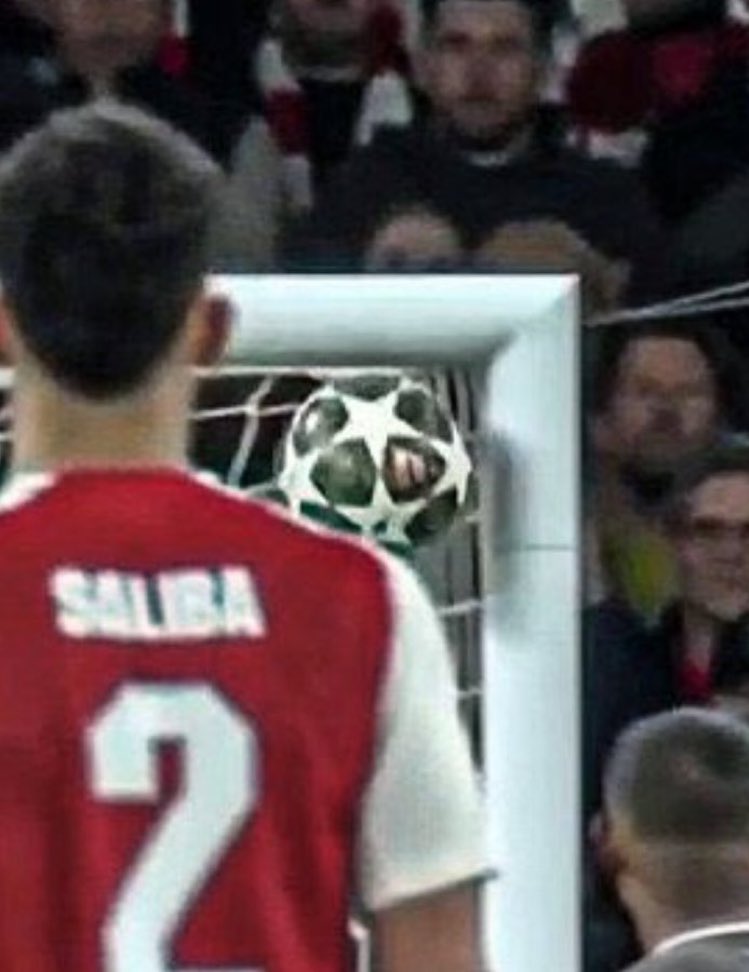 PaddyArsenal's tweet image. 😭😭