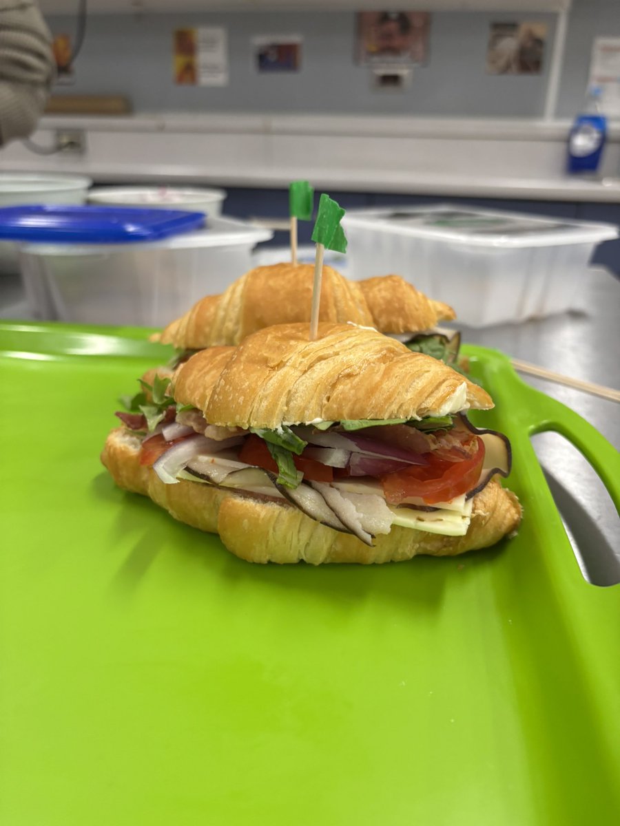 Courtney Callen tweet media