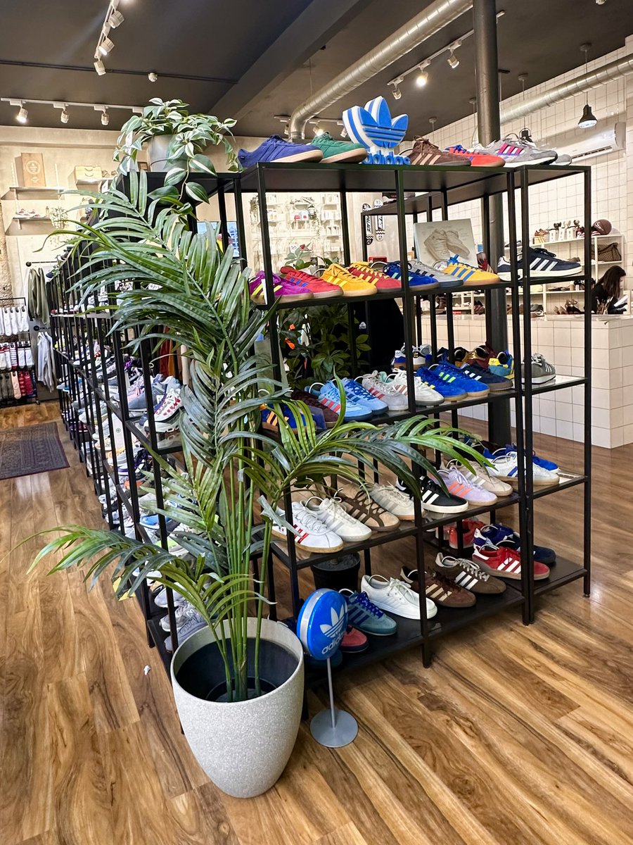 SneakersER's tweet photo. adidas trainers for sale

Glasgow RE Store, 73 Trongate, Glasgow, G1 (sneakerser)

or visit https://t.co/PvxpdhDxPT…

Use code 10ADIDAS for 10% Off

We buy adidas collections, new or lightly used, DM what you got.

#sneakerser #glasgowrestore #Glasgow #Trongate #adidas #terrace https://t.co/K9xYRgxeLj