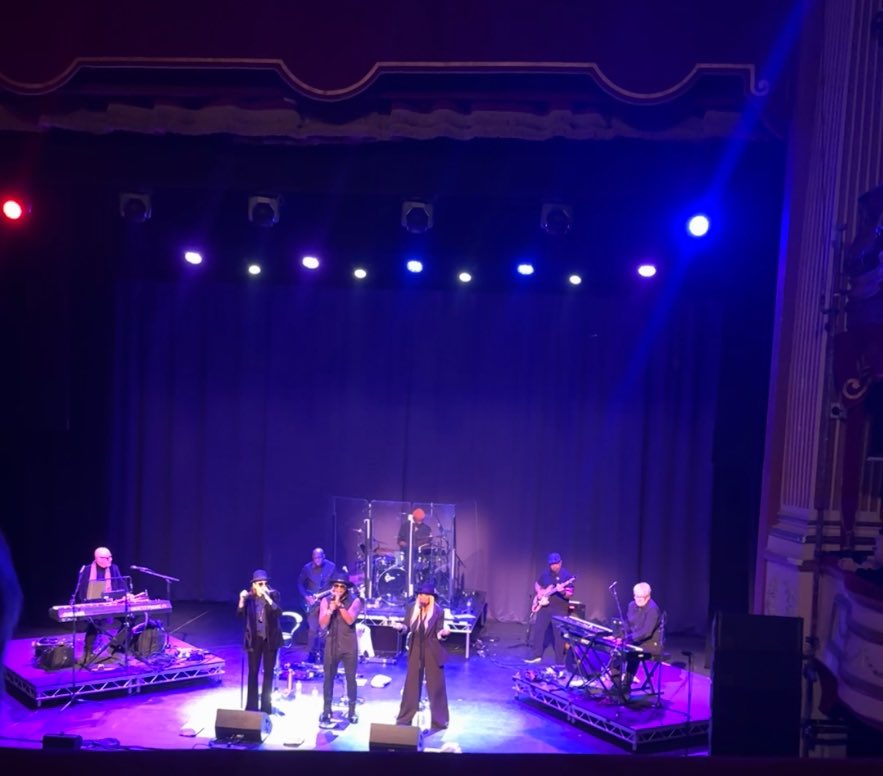 saw the GM singers, incredible! not being able to see george live will always hurt but that honoured him perfectly 🫶