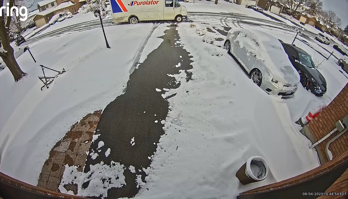 LittleGoGo's tweet photo. I stayed home from office, shovelled driveway down to pavement and was at the door ready to open garage door to receive delivery and he drives off without leaving package or coming to the door @PurolatorHelp driver says home is inaccessible. What?!?!? https://t.co/W5lb1extA1