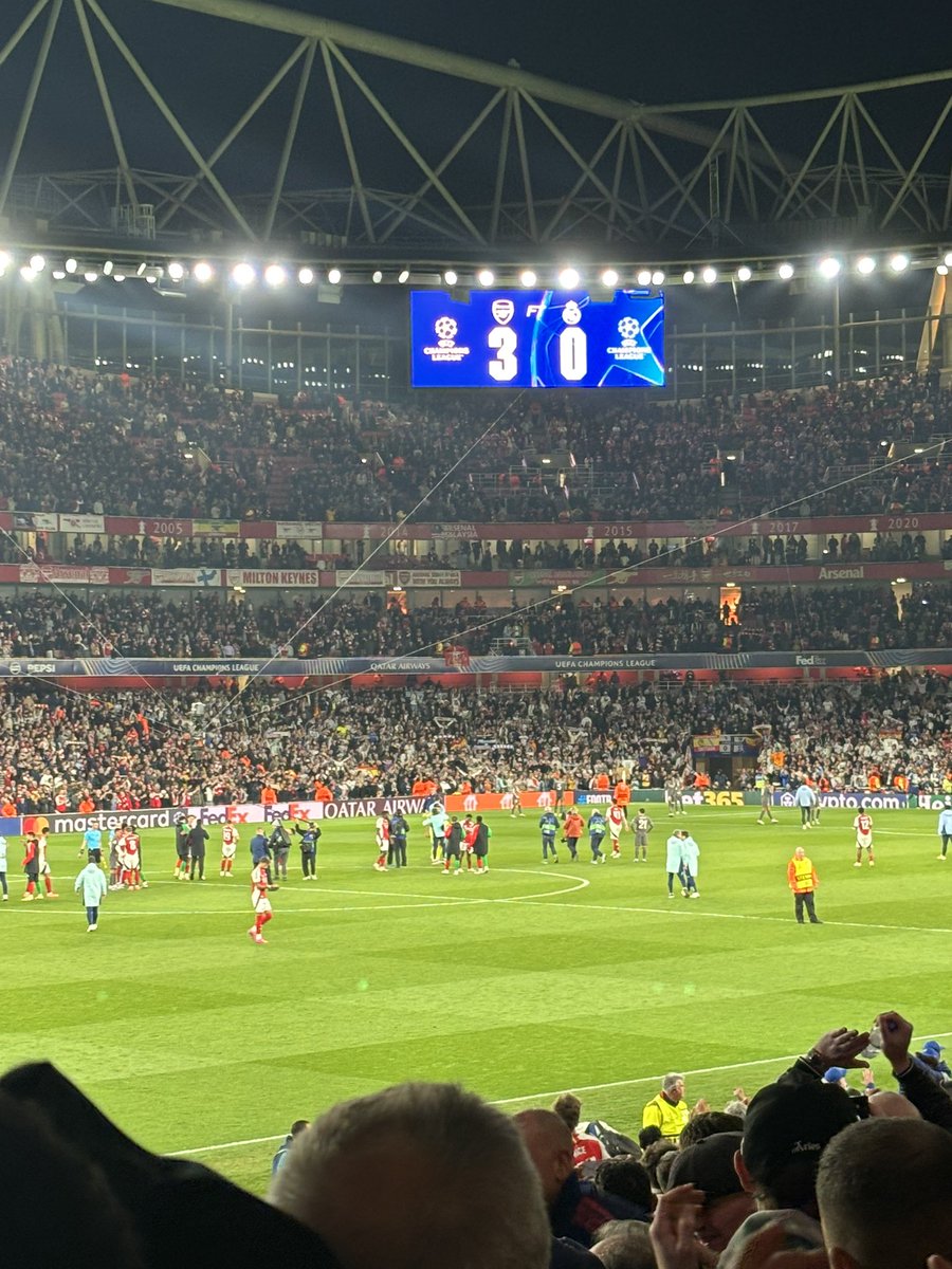 TashaG1's tweet photo. This is where we belong 🙌🏽 so grateful to witness games like this!!! I love ❤️ you @Arsenal https://t.co/qnXE3XkDUu
