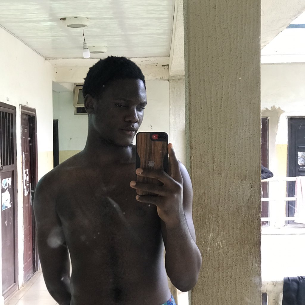 Y’all should like and retweet pls, wanna check something