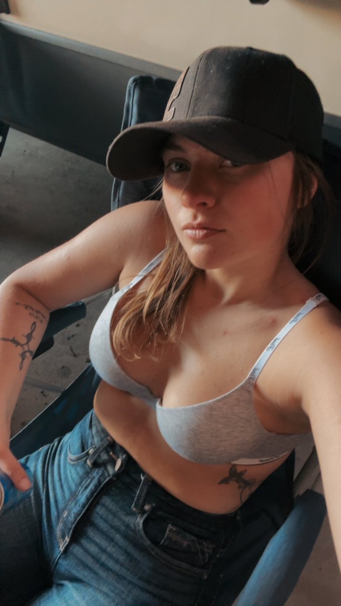 Destiny Dalrymple (@dal34726) on Twitter photo 