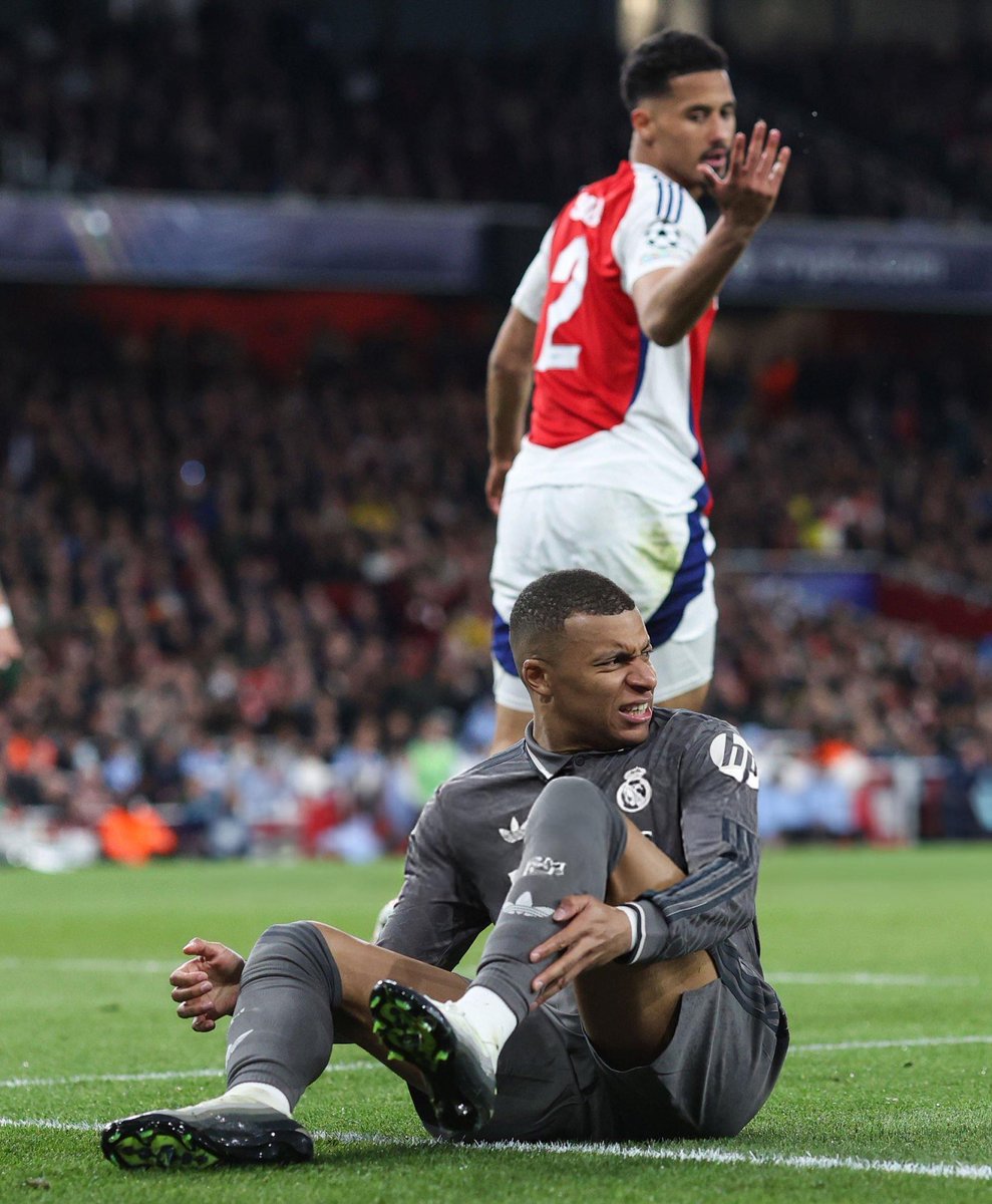 AFC Pics tweet media