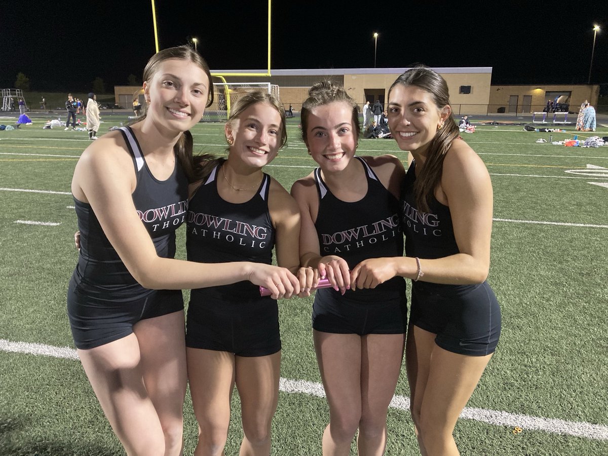 DCHS Girls Track & Field tweet media
