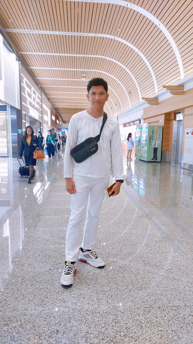 Fillm145's tweet image. แค่ช่างตัดผม