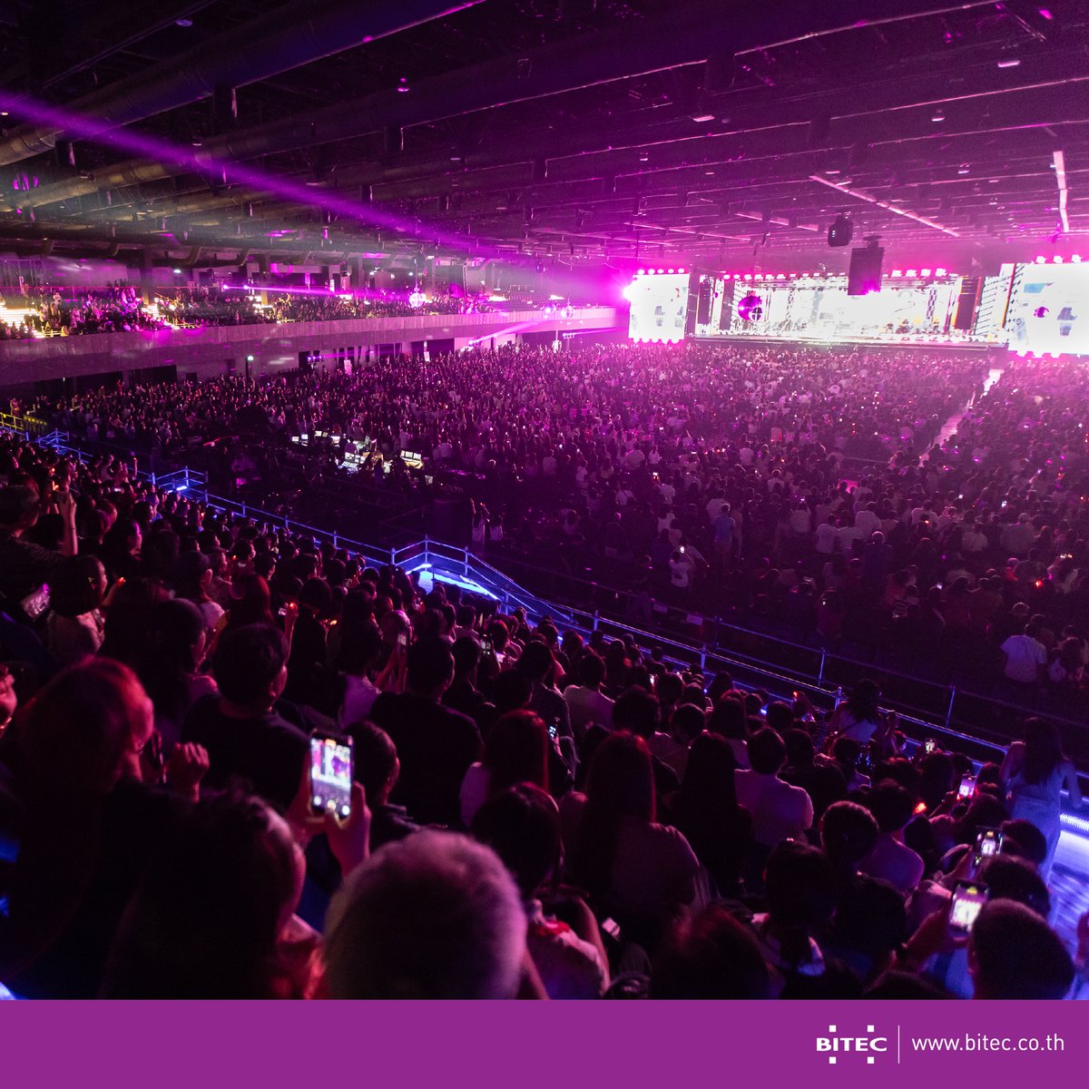 bitec_official's tweet photo. แอดขอมาแบ่งปันโมเมนต์อบอุ่นจากงาน มาม่า Presents #PIANOandiTheBakerySongbook2 เมื่อวันที่ 29 มีนาคม 2568 ณ #BITECLive 💖 ค่ำคืนแห่งความสุขและเสียงเพลงสุดไพเราะ กับศิลปินน่ารักที่ทำให้หัวใจพองโตสุดๆ 🎶 ขอบคุณทุกคนที่มาร่วมสร้างบรรยากาศแสนพิเศษนี้ไปด้วยกันนะคะ ✨ https://t.co/CQLzjM5oNo