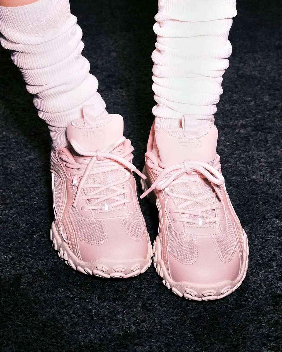 miyawakibrasil's tweet photo. 📸 [#INSTA] 08.04.25 — Novo post da Sakura no Instagram (2/2)

"#Anúncio #Fila #Filaechappe #Echappe #Echa #EchappeBlossom 🌸"

#SAKURA #사쿠라 #さくら #LE_SSERAFIM #르세라핌 @le_sserafim @IM_LESSERAFIM https://t.co/nKxiUYYiOQ
