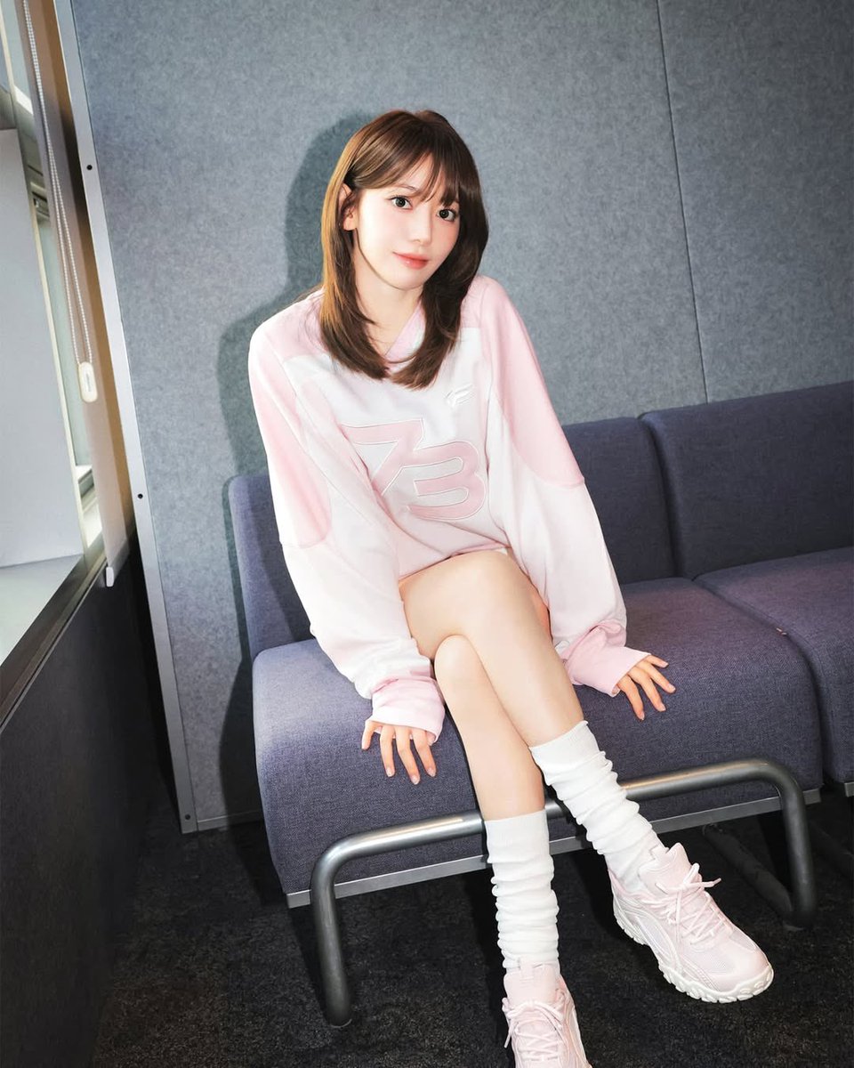 miyawakibrasil's tweet photo. 📸 [#INSTA] 08.04.25 — Novo post da Sakura no Instagram (1/2)

"#Anúncio #Fila #Filaechappe #Echappe #Echa #EchappeBlossom 🌸"

#SAKURA #사쿠라 #さくら #LE_SSERAFIM #르세라핌 @le_sserafim @IM_LESSERAFIM https://t.co/KZlMiQobXD