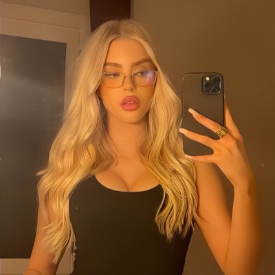 a loirinha de vcs aí oh