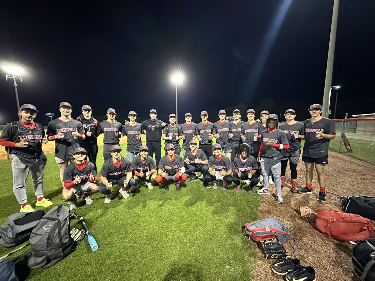 Hewitt Baseball (@hewitt_baseball) on Twitter photo Huskies win! <a href="/Chelmers2/">Christian Helmers</a> 3 hit complete game with 11 Kβs. <a href="/cooperhuffman22/">Cooper Huffman</a> 3 hits with HR, 2 2Bβs & 2 RBIβs, <a href="/Cale_Mcintosh13/">Cale Mcintosh</a> 2 hits with HR & 3 RBIβs, <a href="/OllisDrew/">Drew Ollis</a> RBI single, <a href="/C_Simp28/">Cameron Simpson</a> & <a href="/Chelmers2/">Christian Helmers</a> hit each. Huskies win! <a href="/Chelmers2/">Christian Helmers</a> 3 hit complete game with 11 Kβs. <a href="/cooperhuffman22/">Cooper Huffman</a> 3 hits with HR, 2 2Bβs & 2 RBIβs, <a href="/Cale_Mcintosh13/">Cale Mcintosh</a> 2 hits with HR & 3 RBIβs, <a href="/OllisDrew/">Drew Ollis</a> RBI single, <a href="/C_Simp28/">Cameron Simpson</a> & <a href="/Chelmers2/">Christian Helmers</a> hit each.