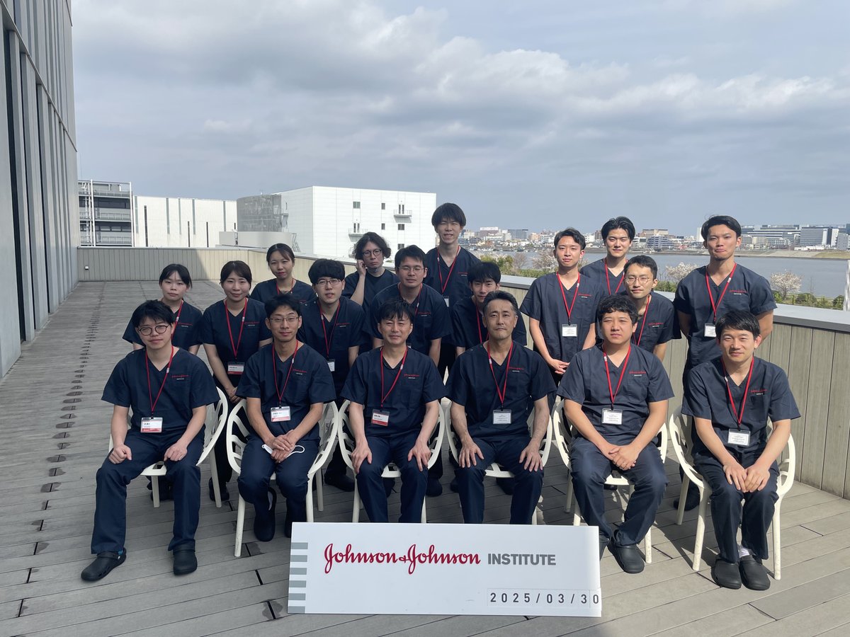 研修医のみなさんにアニマルラボで手術体験をしてもらいました。最初は慣れない手つきでしたが、一生懸命な姿に胸が熱くなりました。この経験がこれからの力になりますように😊