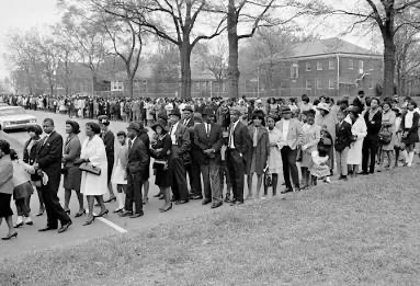 TammiMinoski's tweet photo. #OTD 1968: An estimated 42,000 people participated in viewing Dr. #MartinLuthurKingJr’s body while it was on display in the Sisters Chapel at Spelman College. https://t.co/pyOMqemger #RememberingMLK https://t.co/VaG6CouHwQ