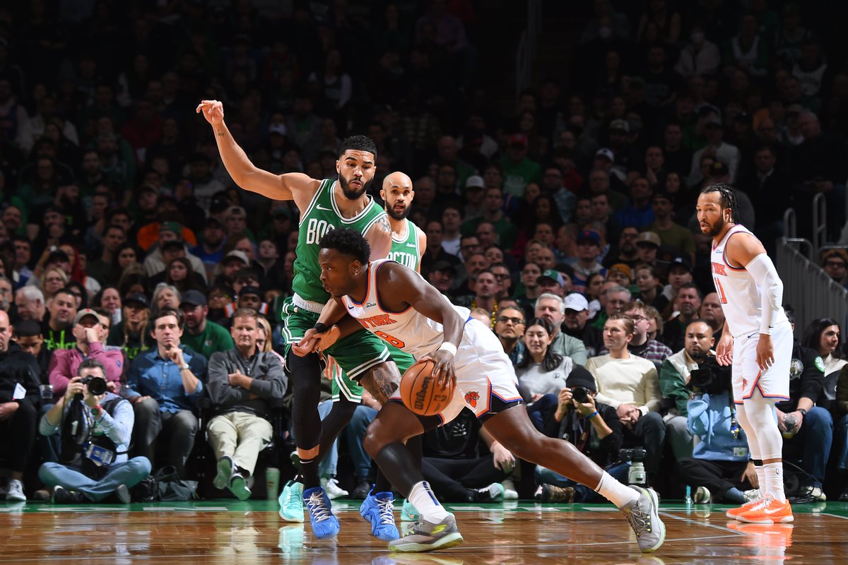 taylorcsnow's tweet photo. Weird stat: OG Anunoby has now played 25 regular-season games vs. the Celtics and has NEVER reached 15 points.

He's averaged 12.9 PPG for his career, including 18.1 this season. But against Boston, he's only averaged 8.8 PPG, by far his lowest vs. any opponent. https://t.co/wn6EVNpxUh