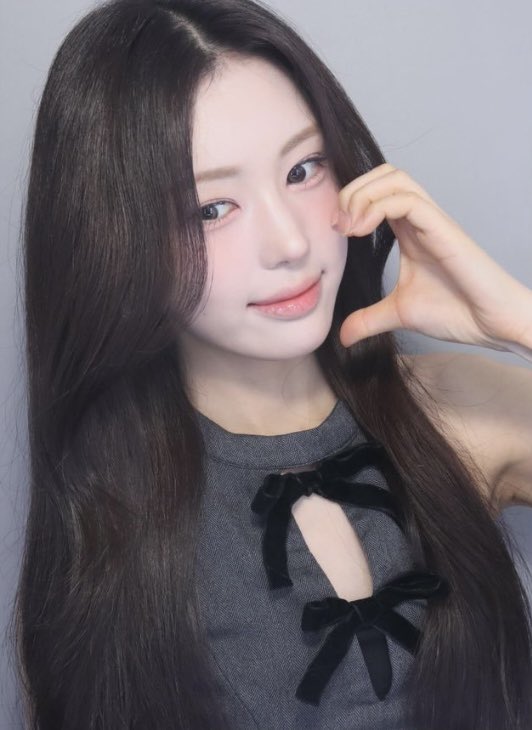 ۟ (@hwayeonpic) / Posts / X