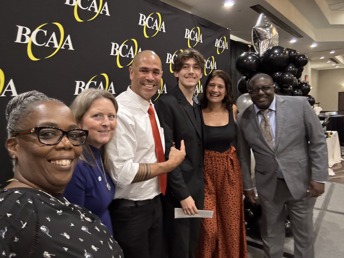 7 Bengal Athletes were recognized at the district’s Scholar Athlete Awards. Congrats Carter McCrary, Julien Hally, Davaris Lawson, Ryan Sinclair, Lexi Morel, Isabel Ocasio &amp; Abagail Padilla. Carter &amp; Julien won scholarships, &amp; Coach Short won the region’s sportsmanship award.🧡🤎