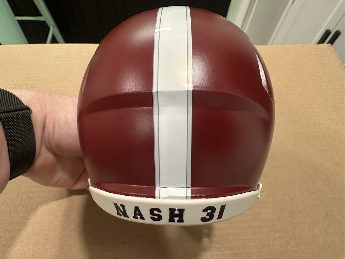 GarrettWhitford's tweet image. Made my buddy’s high school helmet.  @CentralSquareSD Redhawks.  #minihelmetcollection #minihelmetmaking