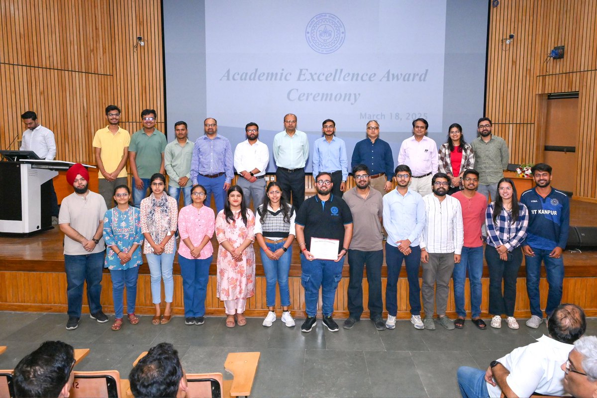 amanks_iitk's tweet photo. Honoured to receive the MAY Award for Engineering Excellence from Prof. Manindra Agrawal (@agrawalmanindra), Director, IITK &amp; Padma Shri, for my work on motion distortions in Mobile Laser Scanning. https://t.co/5nQwTcJNFm