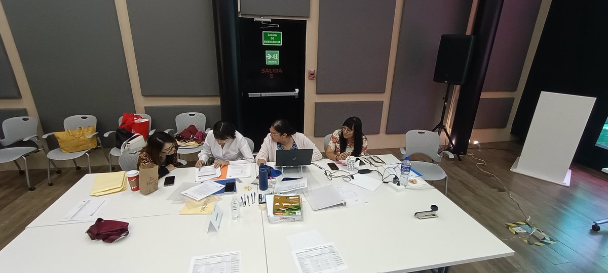 MerTreviDeLaGar's tweet photo. Siendo prioridad los espacios asignados a las dependencias y entidades que operan en los IFC.
El día de hoy ( 8 de abril) se contó con la presencia de los Administradores Únicos de las regiones:
Comarca Lagunera 
Golfo Centro 
Occidente 
Península https://t.co/Z2NwNwPnjl