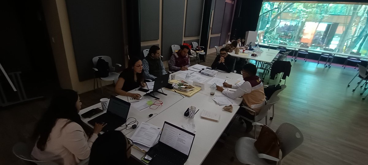MerTreviDeLaGar's tweet photo. Siendo prioridad los espacios asignados a las dependencias y entidades que operan en los IFC.
El día de hoy ( 8 de abril) se contó con la presencia de los Administradores Únicos de las regiones:
Comarca Lagunera 
Golfo Centro 
Occidente 
Península https://t.co/Z2NwNwPnjl