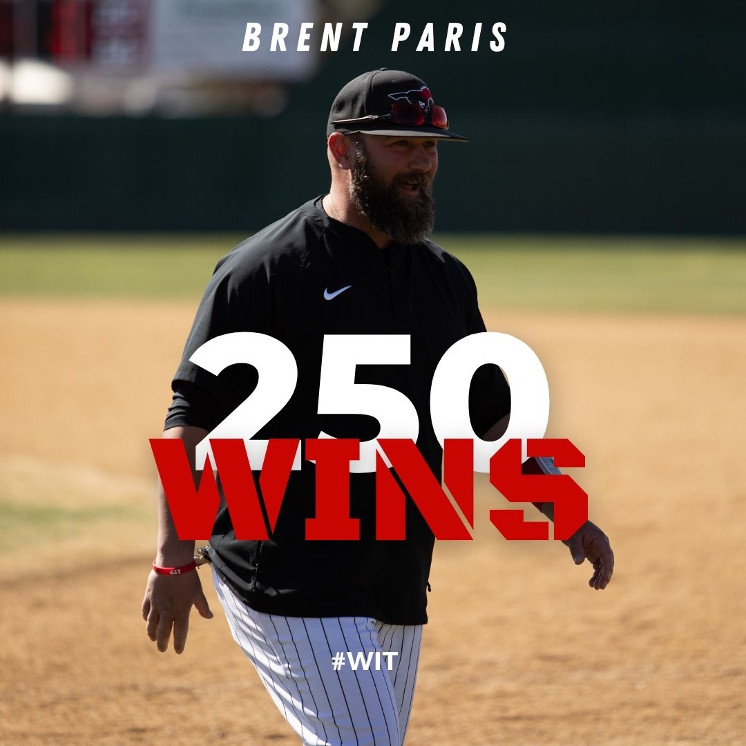 Congrats to Mustang baseball head coach, Brent Paris, on earning his 250th career win tonight!

#ShallowaterISD #InAClassOfOurOwn