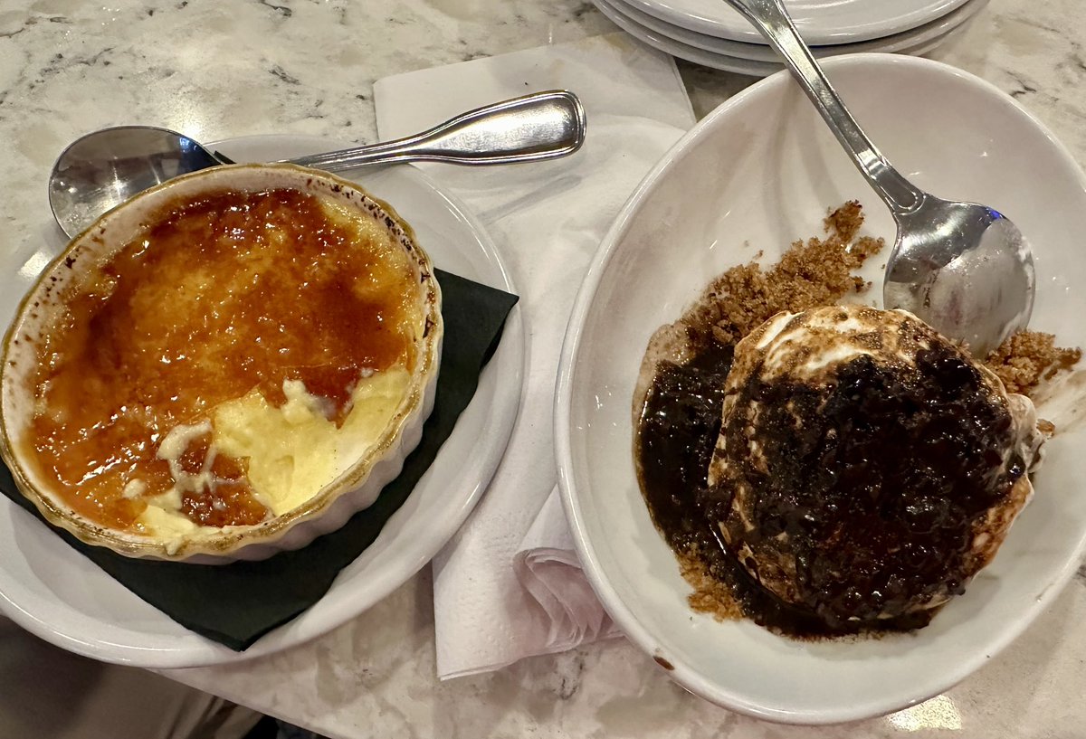 jvanhKY's tweet photo. #RestaurantWeekCincy
Pennyflower Bistro &amp; Bar: Makers Blossom, shishito peppers, crispy mushroom lasagna, s’mores… https://t.co/tLEADPhHcC