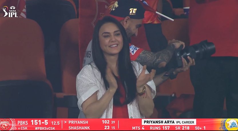 akumar92's tweet image. Priyansh arya treated CSK bowlers like gully bowlers, unreal hitting by this young lad. amazing Talent 
#cskvskxip