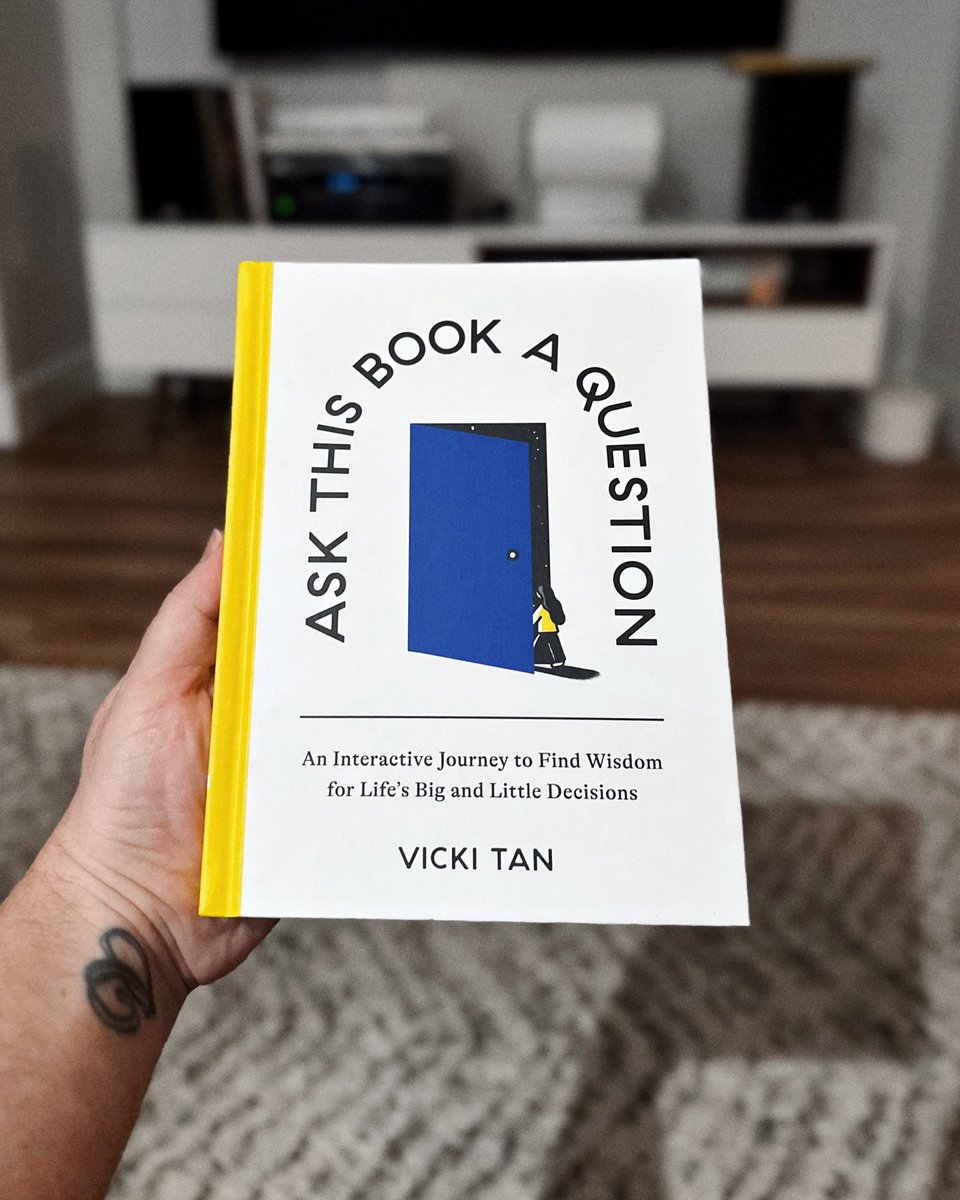 matthewcpaul's tweet image. Ask This Book a Question out in the wild. So excited to read and learn @vickiheart!!
