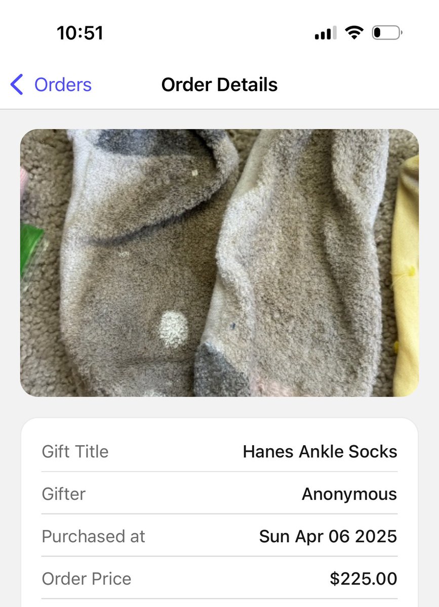 socksfromdiosa's tweet photo. Who paid for these ? ❤️ I don’t have address https://t.co/PrJw9Sh9AI