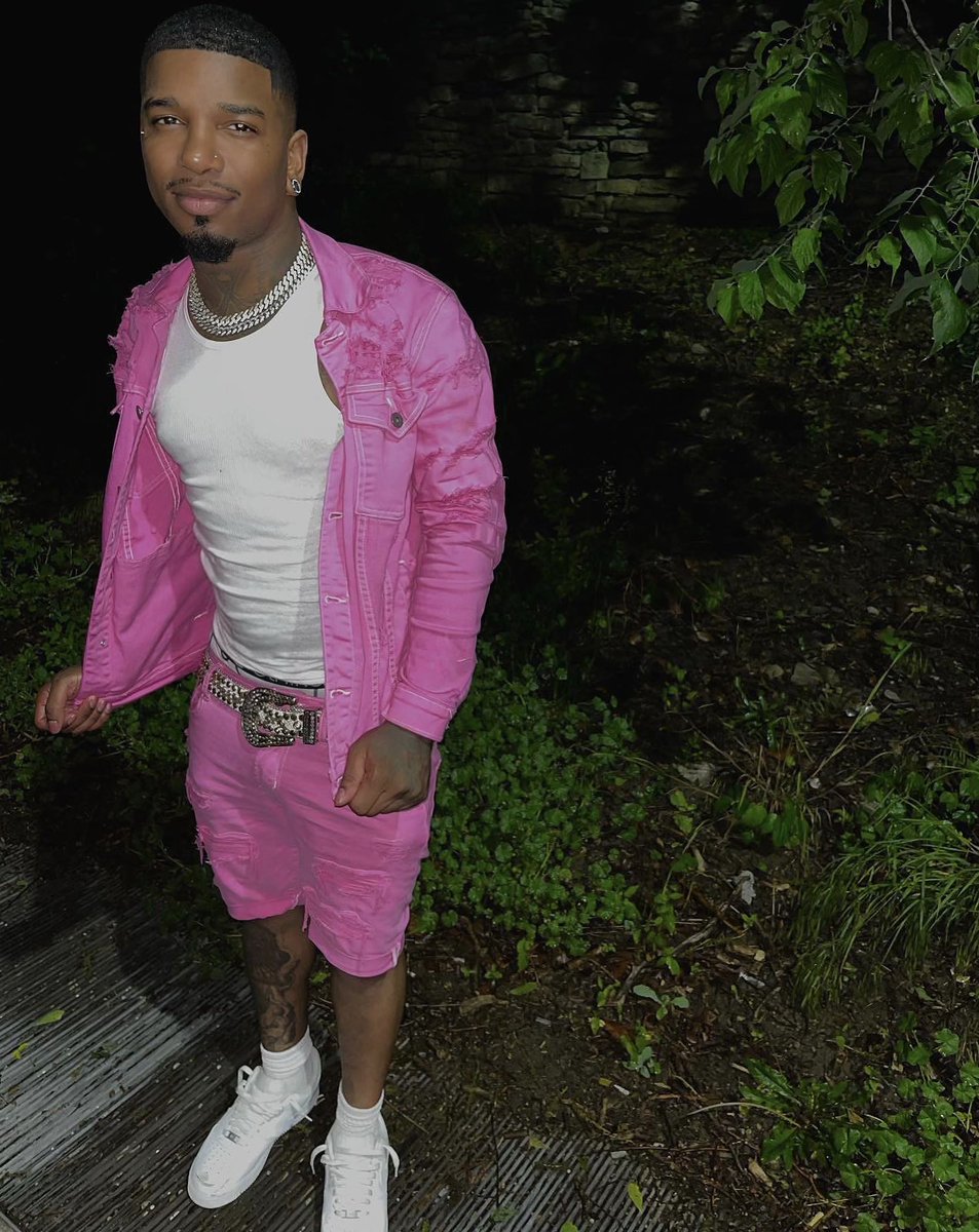 MR. WORLDWIDE 🌍 ✨ tweet media