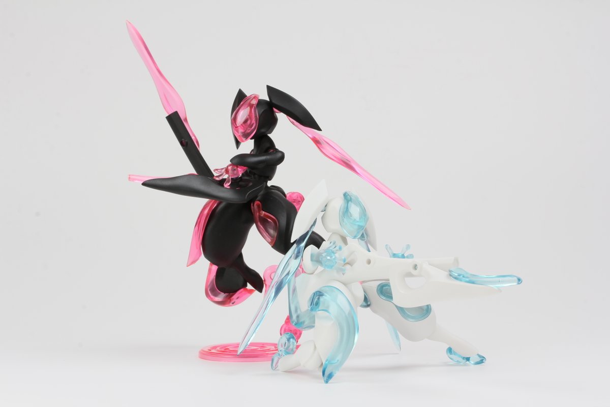 SOTA170317's tweet photo. 「-FORM Series- Rabbit Void Enhanced」
可動フィギュアに馴染みのない弊社スタッフが
Rabbit Voidのポージングに挑戦!
結構上手くできているんじゃないでしょうか…!
皆さんのお気に入りフォームも、
#お気に入りフォーム決めてみた で見せてくださいね✨️
#FORMSeries #MegaSculpture #スタジオソータ