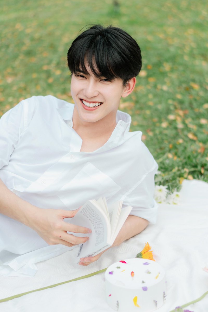 FirstLoveofc_'s tweet image. Nothing makes me ‘happier’ than seeing you happy. @firstfh5 🧡🎂

#1stChalongrat27BDwishes
#First_Chalongrat #รักแรกของเฟริสท์