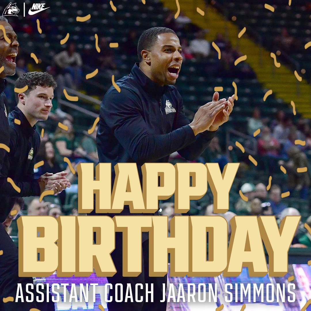 Big time birthday shoutout to Assistant Coach Jaaron Simmons!

#RaiderUP | #RaiderFamily