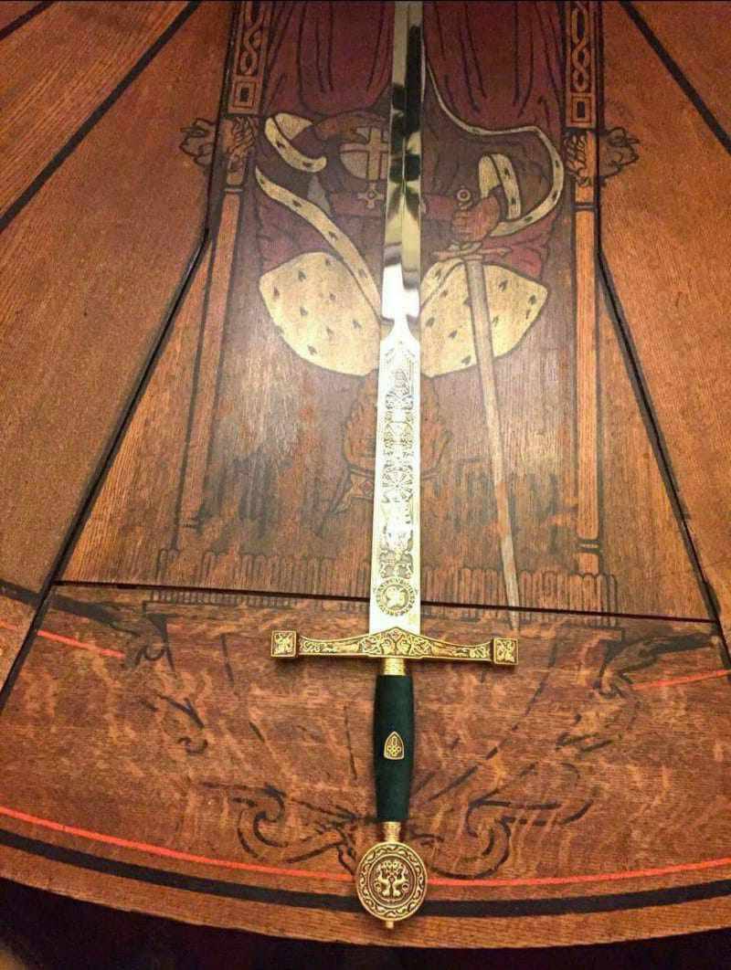 Real_JFK_Jr_'s tweet photo. SWORD OF TRUTH AND JUSTICE ⚖️ https://t.co/thY5IUcHq7
