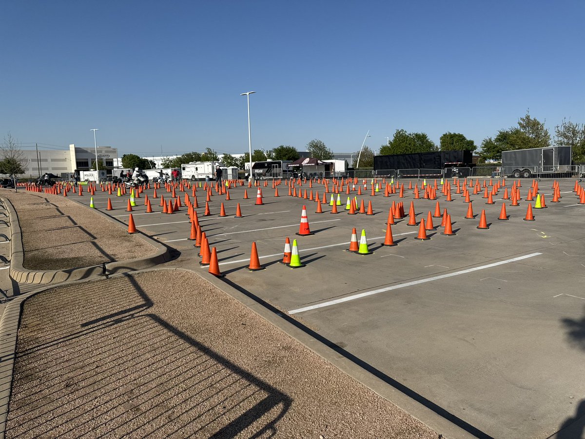 We are excited to be running shuttles at the annual Grand Prairie Motorcycle Rodeo! 🏍️