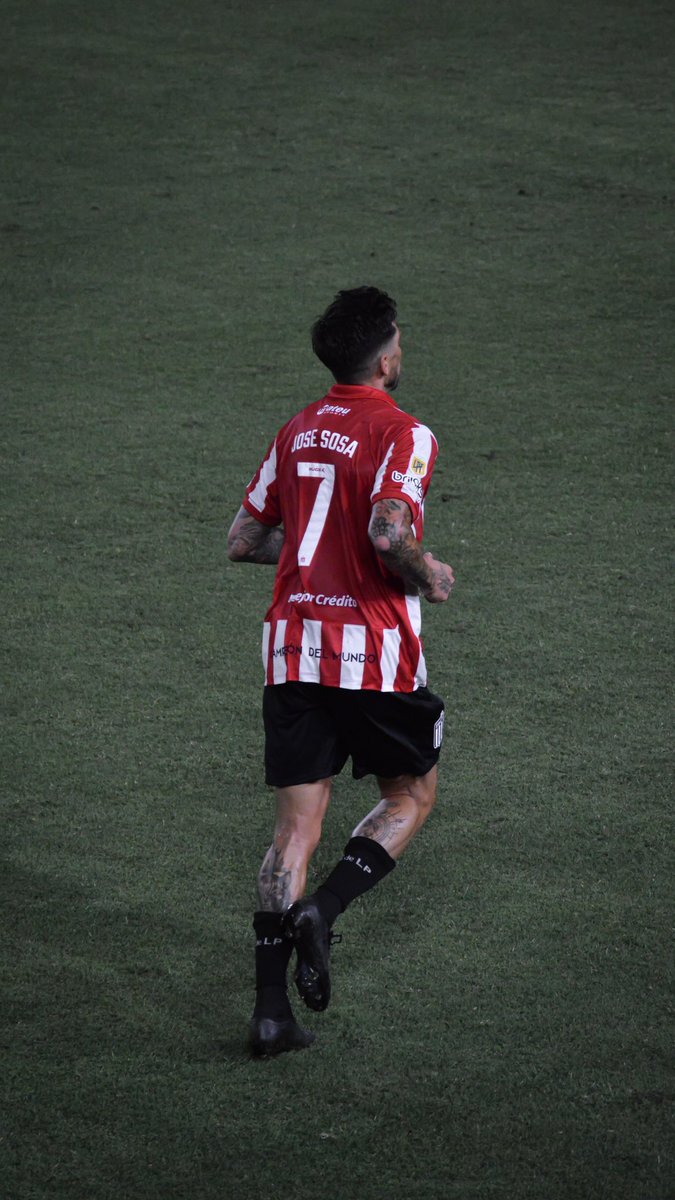 manuelicabe's tweet photo. #EDLP
OJO CON SOSA TITULAR
INFO CC @YaquesTomas
#ModoLibertadores
#LaGloriaEsEterna https://t.co/umDeDmfC9S